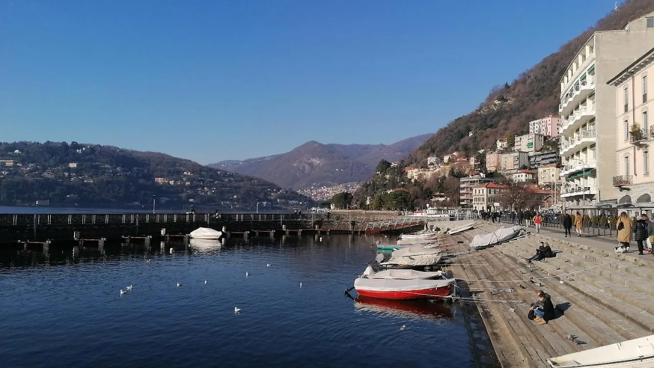 Al Porticciolo Di Sant'Agostino Panzió Como Olaszország